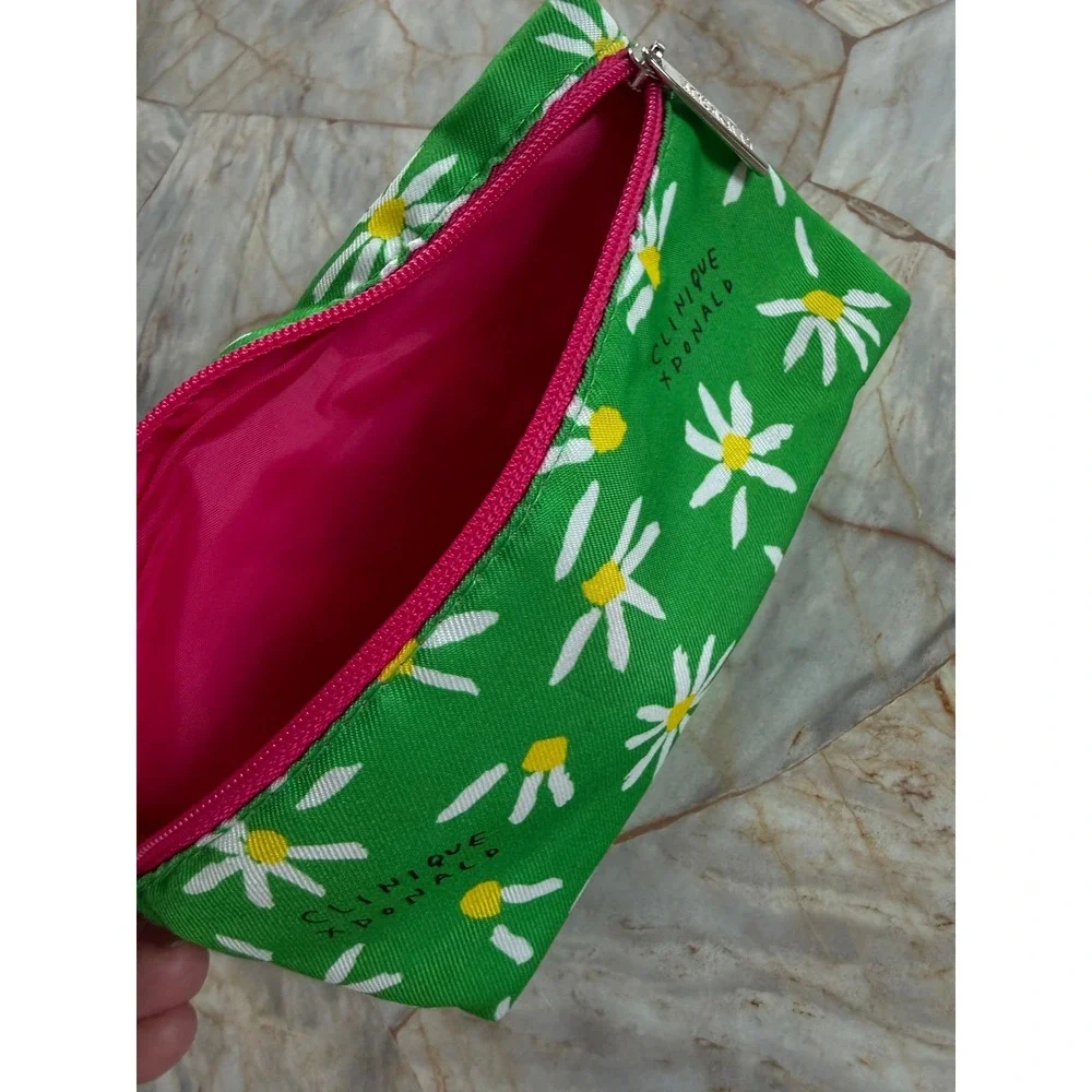 Clinique x Donald Robertson Green Daisy Floral Makeup Cosmetic Bag Pink Zipper
